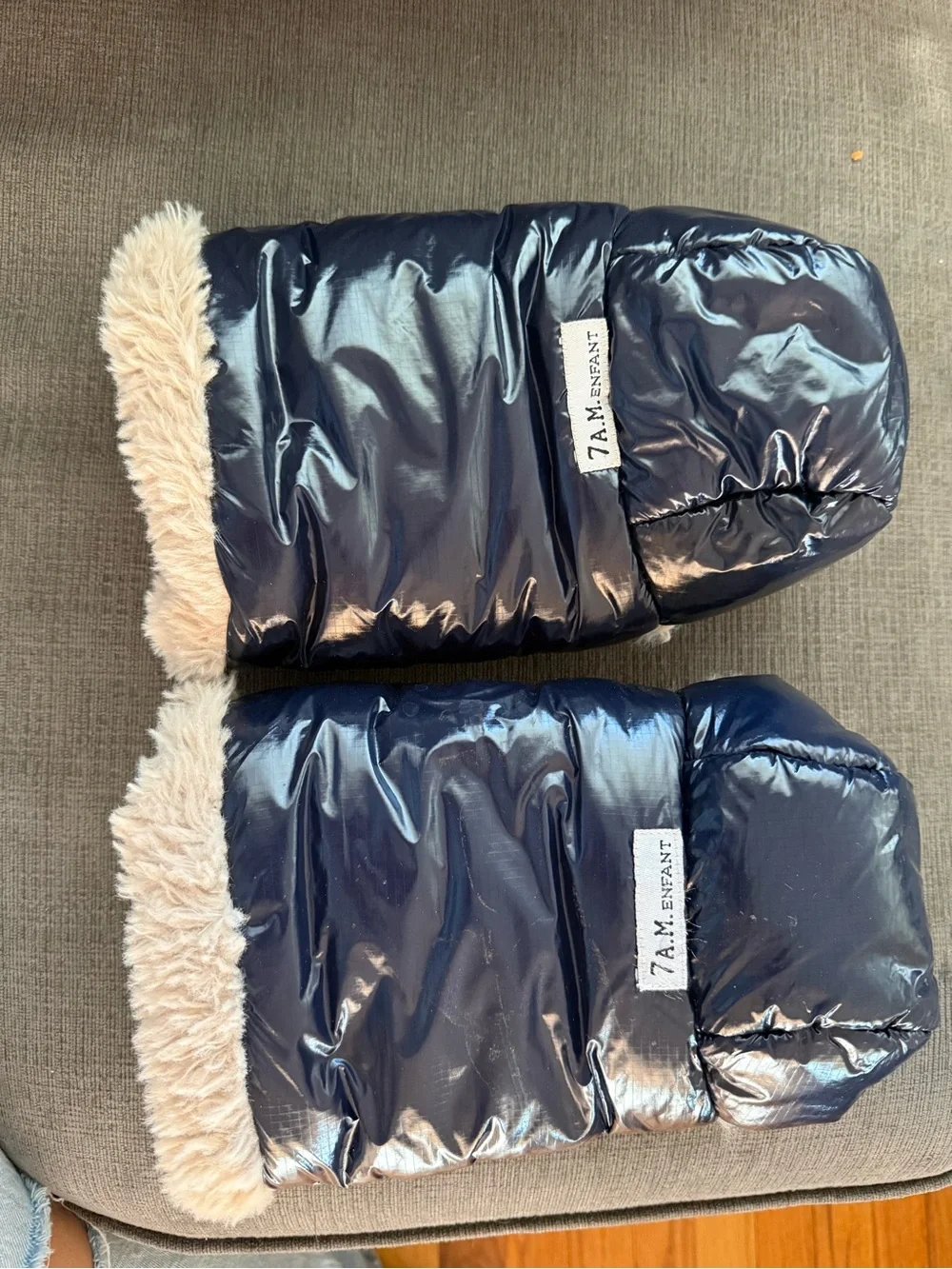 7 A.M. Enfant Navy Kids Mittens with Faux Fur Cuff